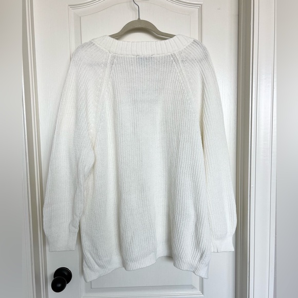 Express Casual Knit V Neck Sweater - Picture 2 of 3